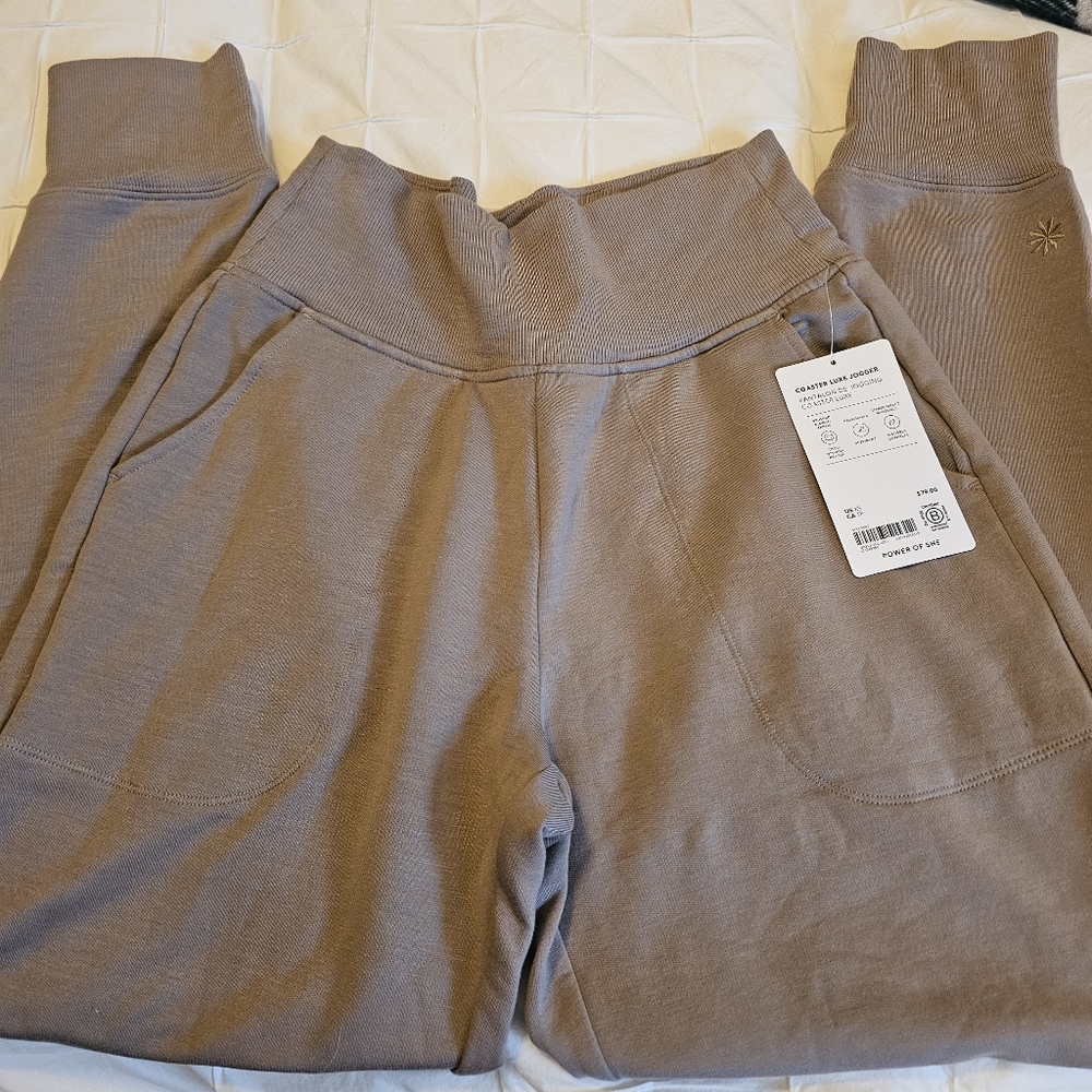 NWT Athleta Coaster Luxe High Rise Jogger In XS - Picture 11 of 13